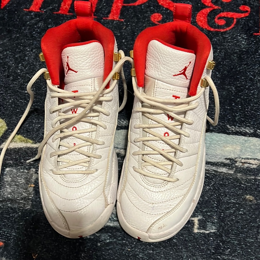 Jordan Retro 12